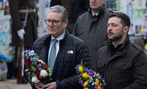 Ukrajinský prezident Volodymyr Zelenskyj a britský premiér Keir Starmer v Kyjevě