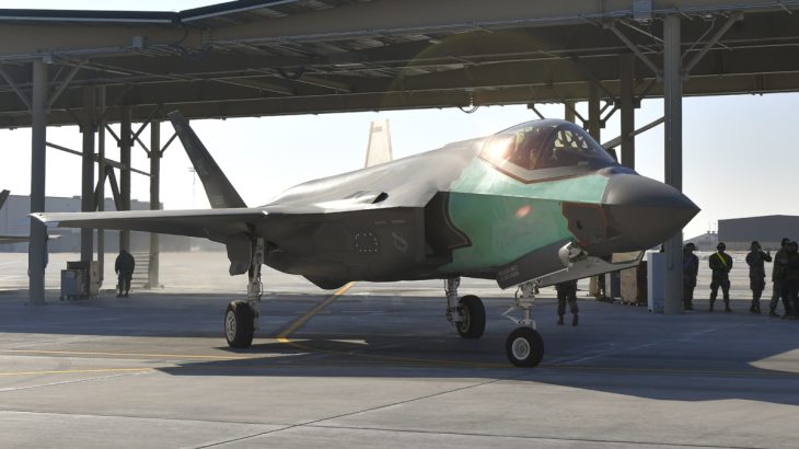 F-35A vzniklý spojením 2 poškozených strojů