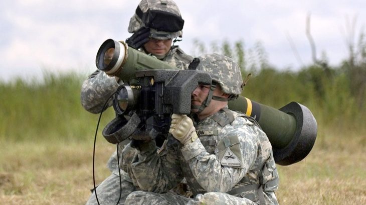 Střelba z FGM-148 Javelin