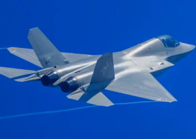 Čínský letoun Shenyang J-35A