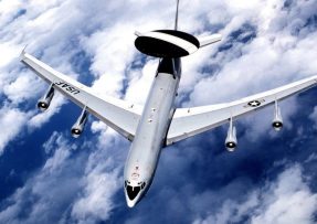 Boeing E-3CF, letoun AWACS