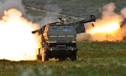 Raketomet M142 HIMARS