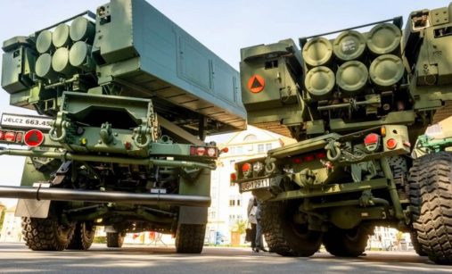 Salvový raketomet M142 HIMARS