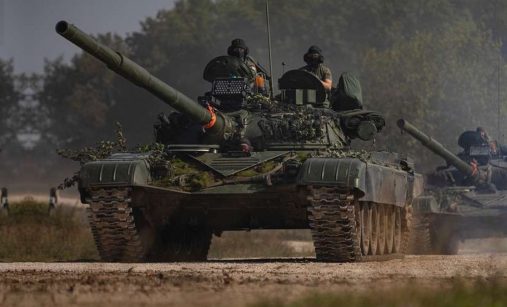 T-72 v konvoji
