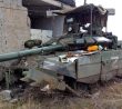 Zničený ruský tank T-72 na Ukrajině