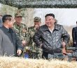Kim Čong-un testuje odstřelovací pušku SSG 08