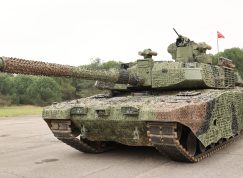 Tank Altay se systémem aktivní ochrany AKKOR 10