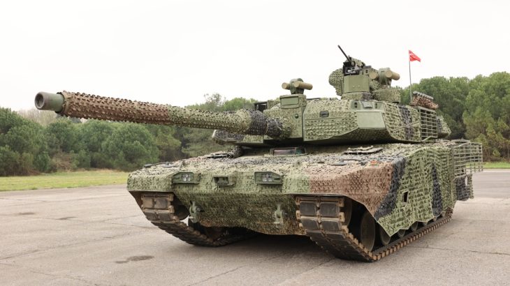 Tank Altay se systémem aktivní ochrany AKKOR 10