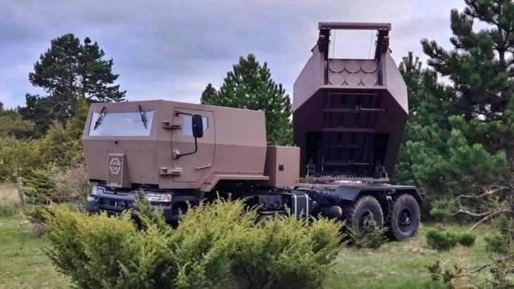 Francouzský raketomet Foudre
