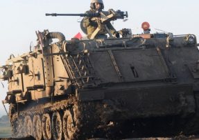 M113 s M2 Browning