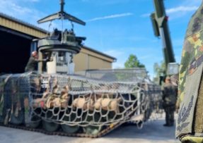Leopard 2A7 s ochrannou sítí
