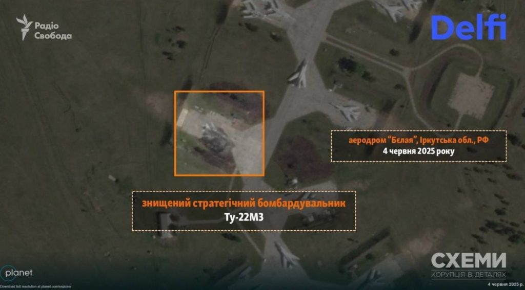 Satelitní snímek se zničenými ruskými bombardéry v rámci operace Pavučina