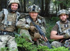 Ukrajinští vojáci v zácviku