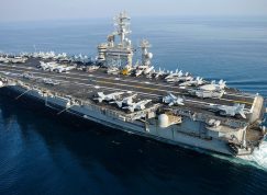 Letadlová loď USS Nimitz