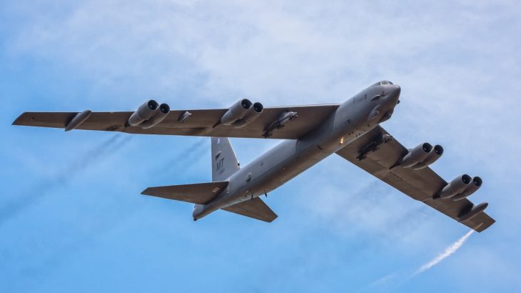 Bombardér B-52