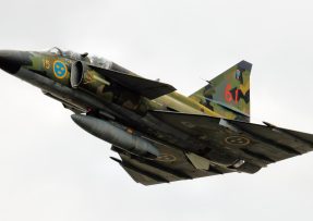 Saab 37 Viggen v letu