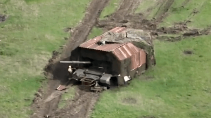 Poškozený želví tank