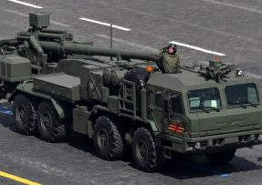 2S43 Malva na oslavách ke Dni vítězství v Moskvě (2025)
