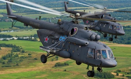 Dva ruské vrtulníky Mil Mi-8