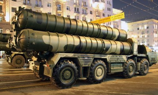 Odpalovací vozidlo S-300 v Moskvě