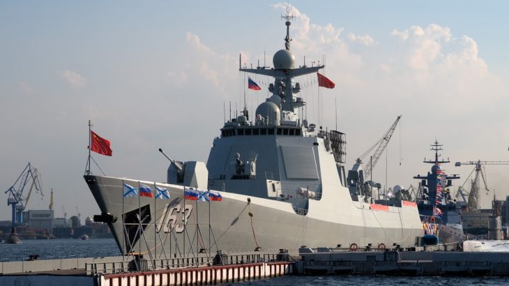 Čínský torpédoborec třídy Type 052D
