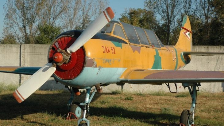Jakov Jak-52