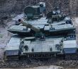Tank T-90M ruské armády v bahně