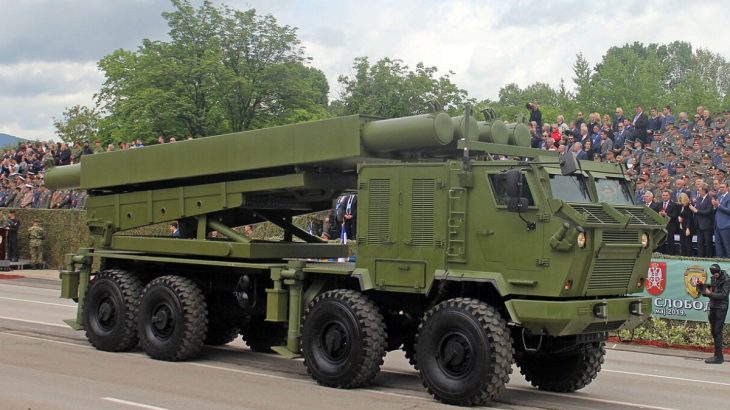 Raketomet Šumandija na přehlídce