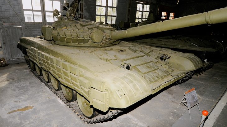 Tank T-72AV