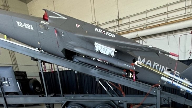 Střely Ragnarök na WQ-58 Valkyrie