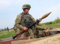 Ukrajinský voják s RPG-7