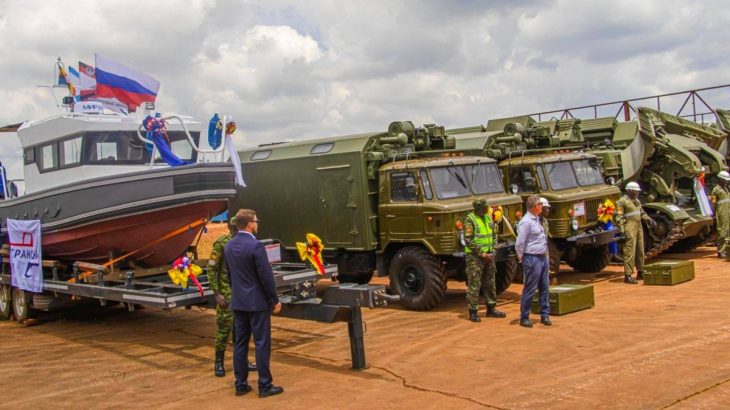 Rusko dodalo Ugandě ženijní vybavení