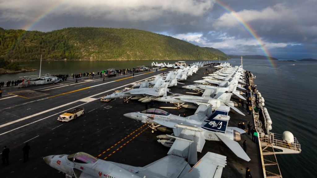 Letouny F/A-18E/F Super Hornet na USS Gerald S. Ford