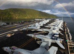 Letouny F/A-18E/F Super Hornet na USS Gerald S. Ford