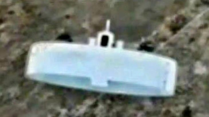 Ruský dron s uzavřeným křídlem