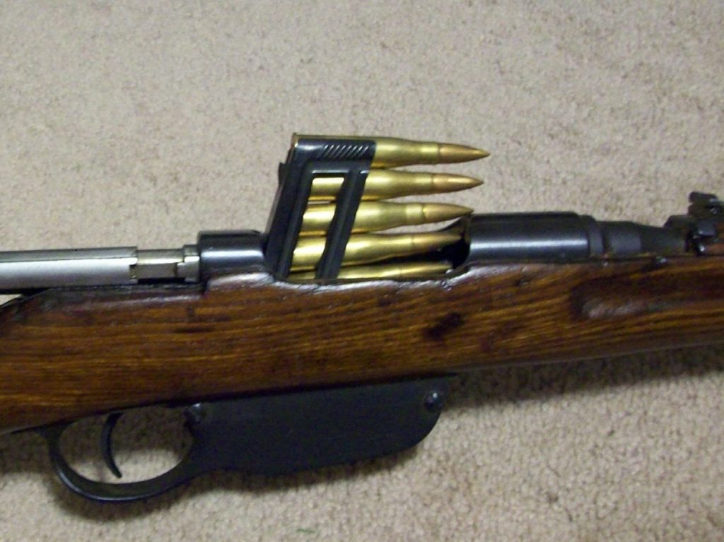 Mannlicher M1895, nabíjení