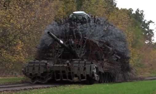 Ruský carský (ježčí) tank