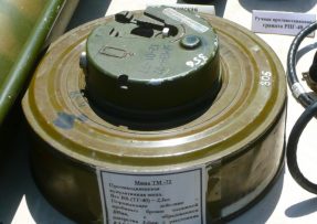 Protitanková mina TM-72