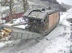 Ruský improvizovaný pontonový most