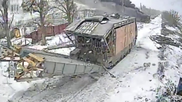 Ruský improvizovaný pontonový most