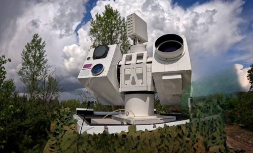 Protidronový laser Silent Hunter z Číny