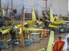 Výroba letounů Su-35