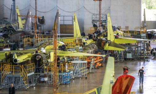 Výroba letounů Su-35