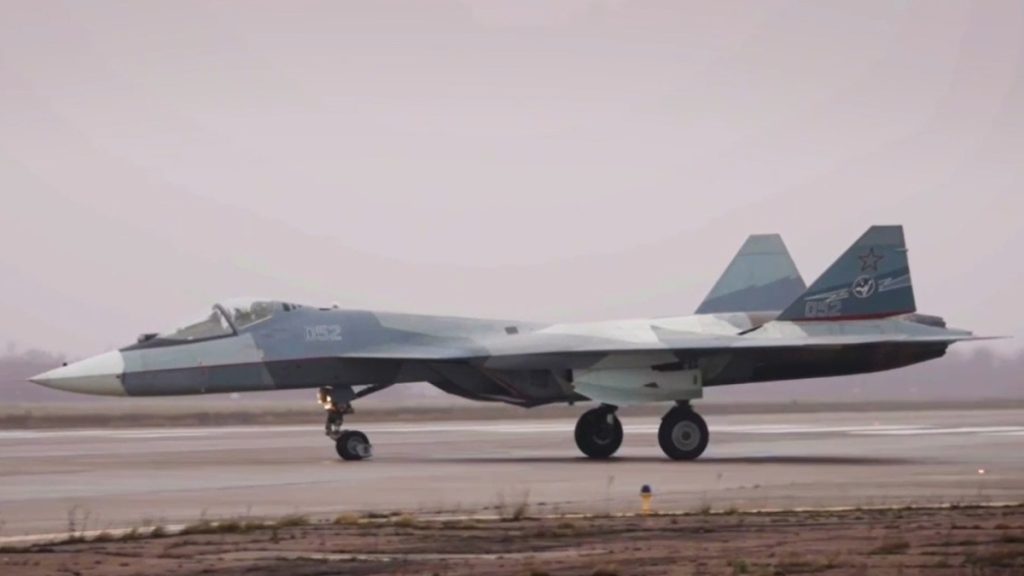 Su-57 s motory Izdeliye 177