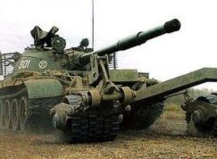 Tank s odminovávacím válcem