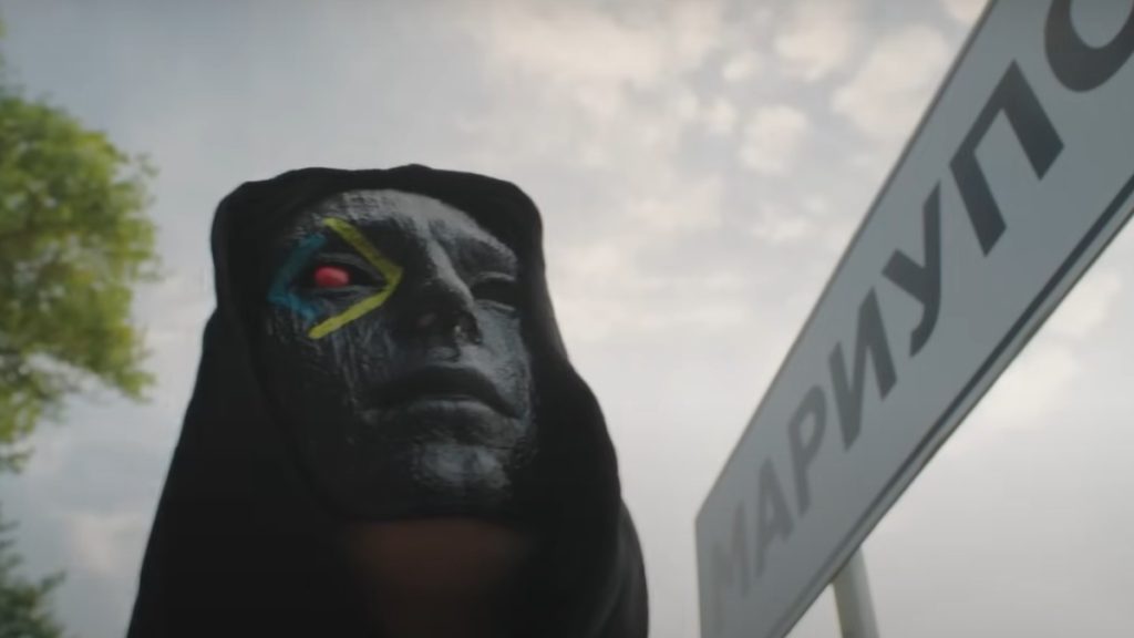 Maskovaný partyzán u Mariupolu