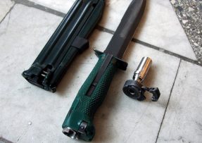 Střílející nůž NRS-2