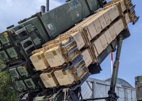 Odpalovací vozidlo MIM-104 Patriot