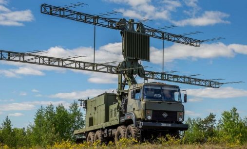Polský radar P-18