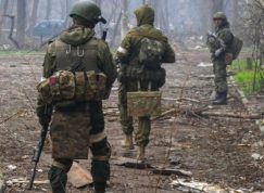 Ruští vojáci, infiltrační jednotka ve městě